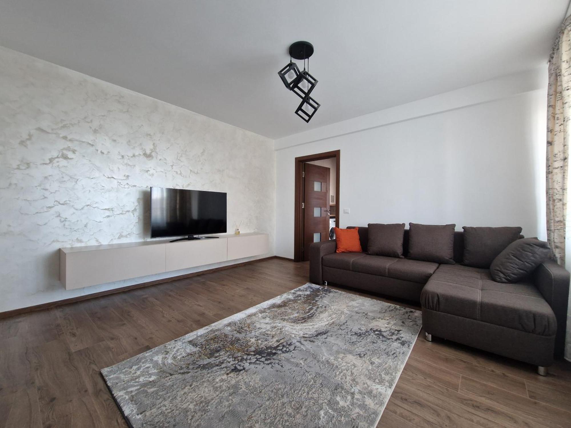 Downtown Apartment Ramnicu Valcea Exterior photo
